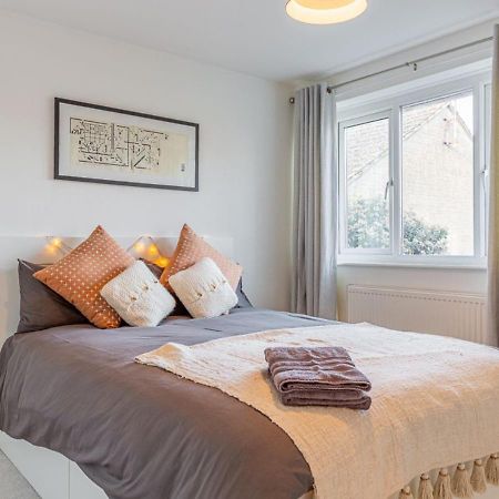 Modern 2 Bd W/ Garden In The Heart Of Tetbury! Villa Luaran gambar
