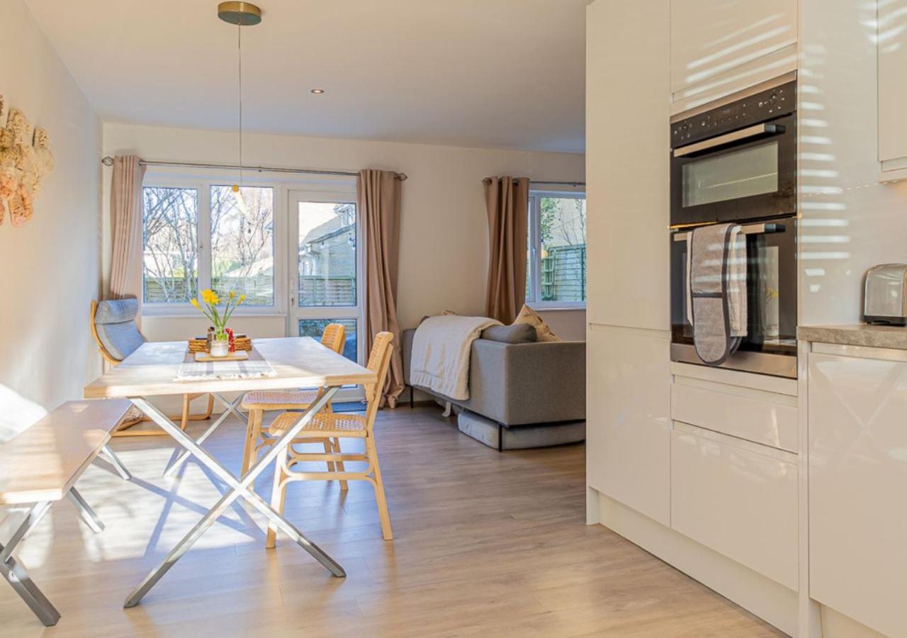 Modern 2 Bd W/ Garden In The Heart Of Tetbury! Villa Luaran gambar