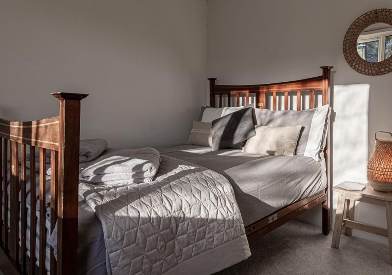 Modern 2 Bd W/ Garden In The Heart Of Tetbury! Villa Luaran gambar